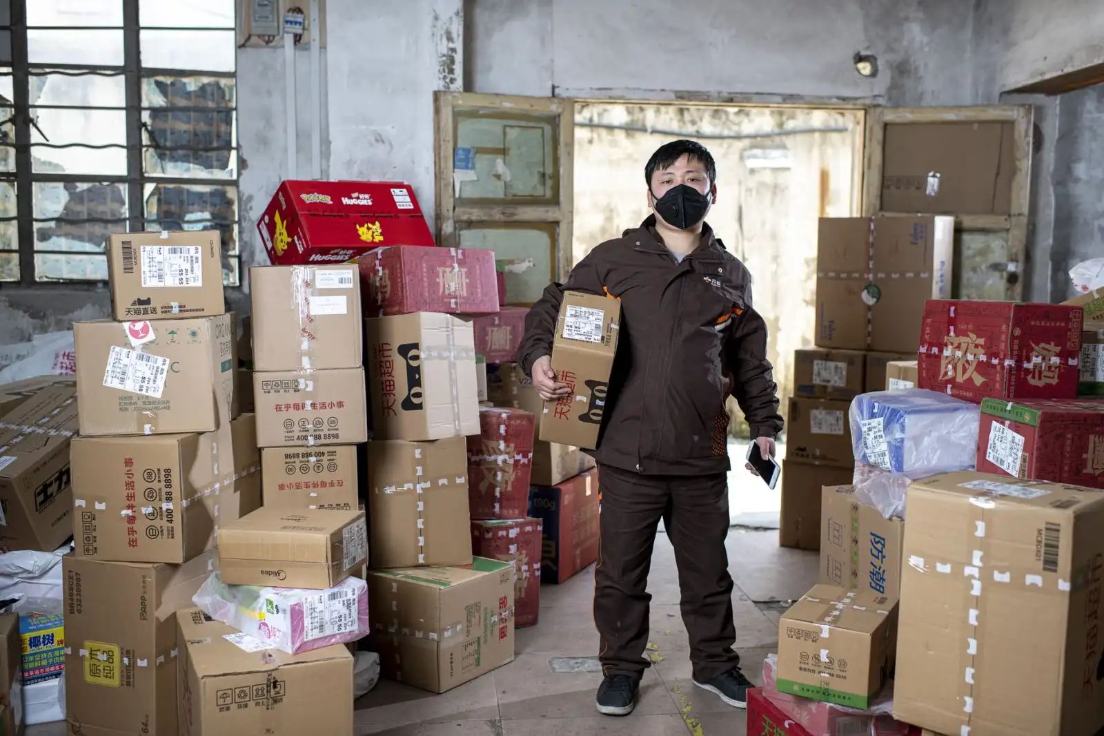 东莞长川包装材料:气泡膜珍珠棉缠绕膜产品技术参数对比分析